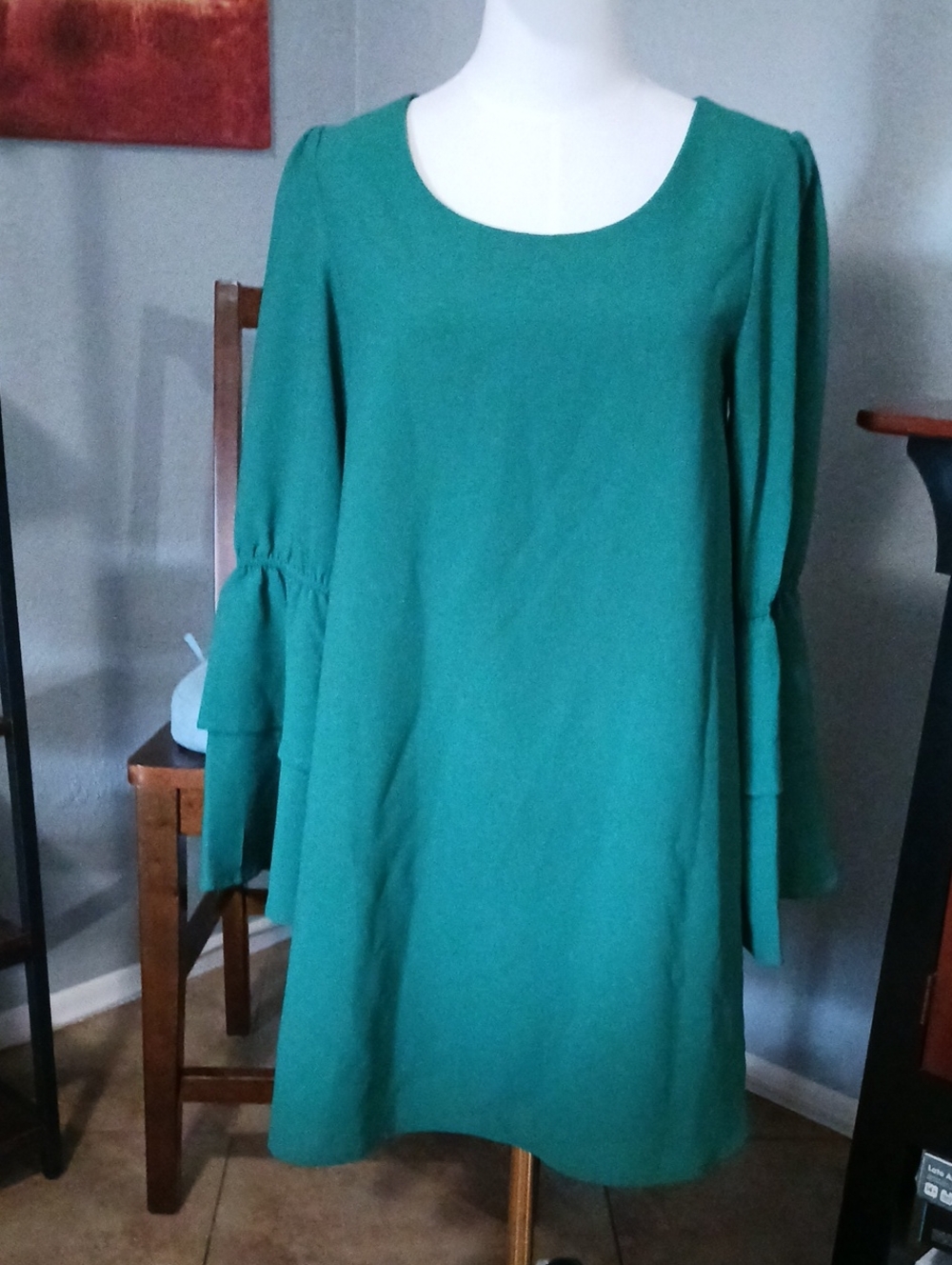 a new day- Green Long-Sleeve Shift Dress